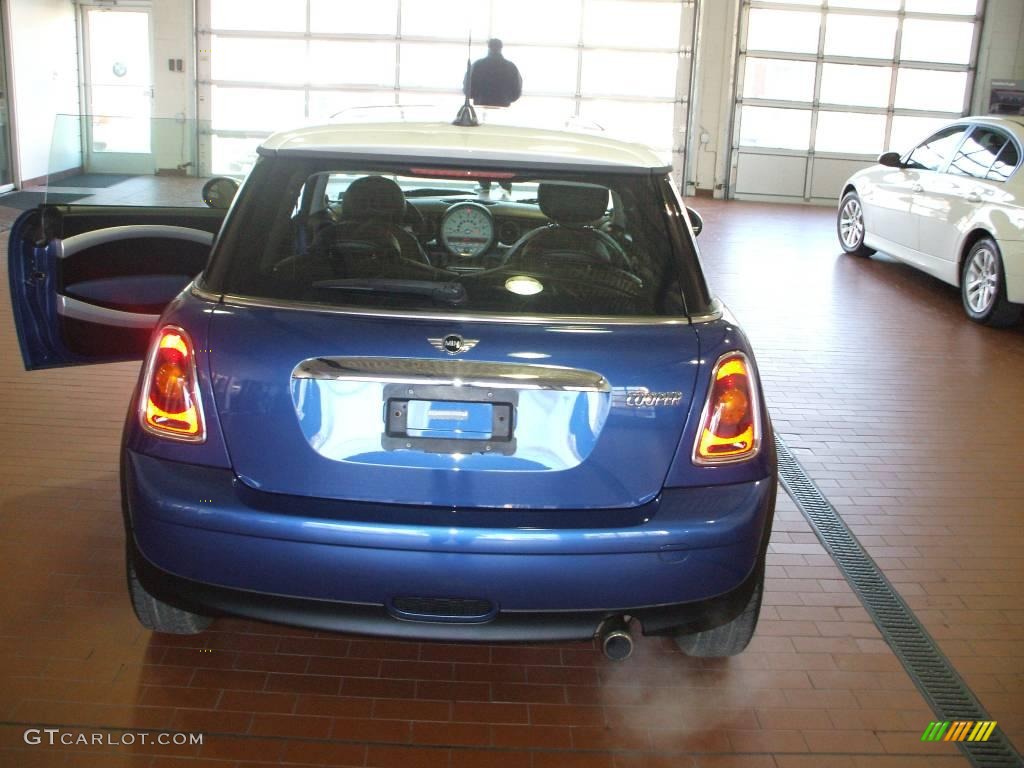 2007 Cooper Hardtop - Lightning Blue Metallic / Grey/Carbon Black photo #3