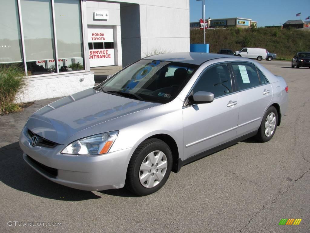 2003 Accord LX Sedan - Satin Silver Metallic / Black photo #2