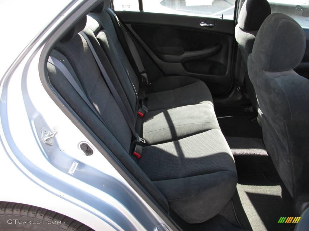 2003 Accord LX Sedan - Satin Silver Metallic / Black photo #12