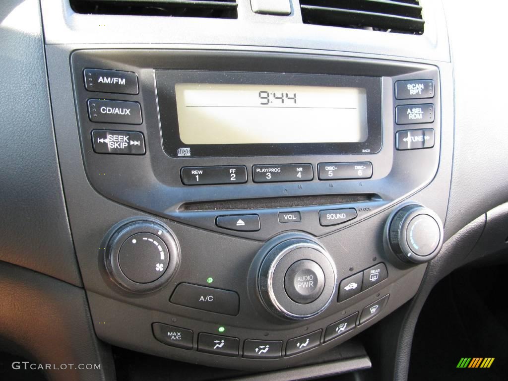 2003 Accord LX Sedan - Satin Silver Metallic / Black photo #15