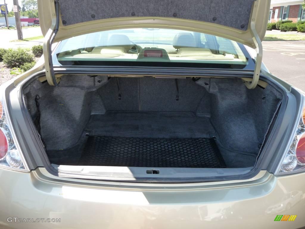2004 Altima 3.5 SE - Velvet Beige / Blond photo #23