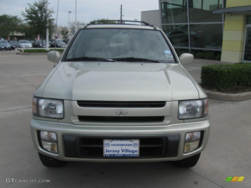 1999 QX4 4x4 - Tuscan Beige Metallic / Beige photo #4