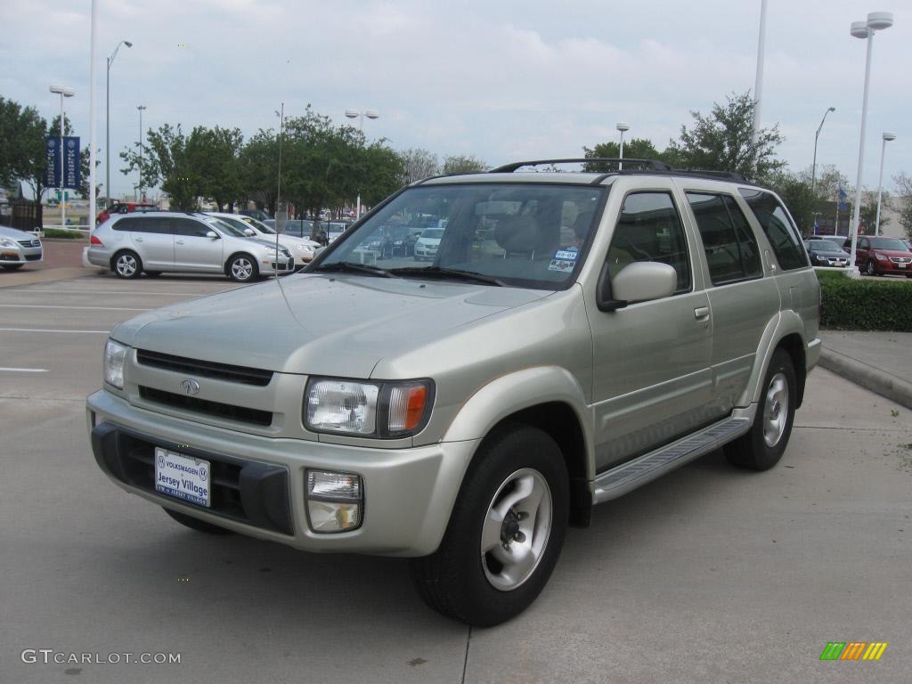 1999 QX4 4x4 - Tuscan Beige Metallic / Beige photo #25