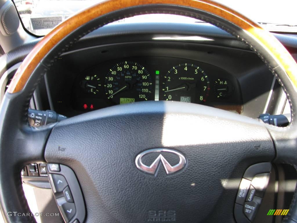 2002 QX4 4x4 - Brilliant Silver Metallic / Graphite photo #18