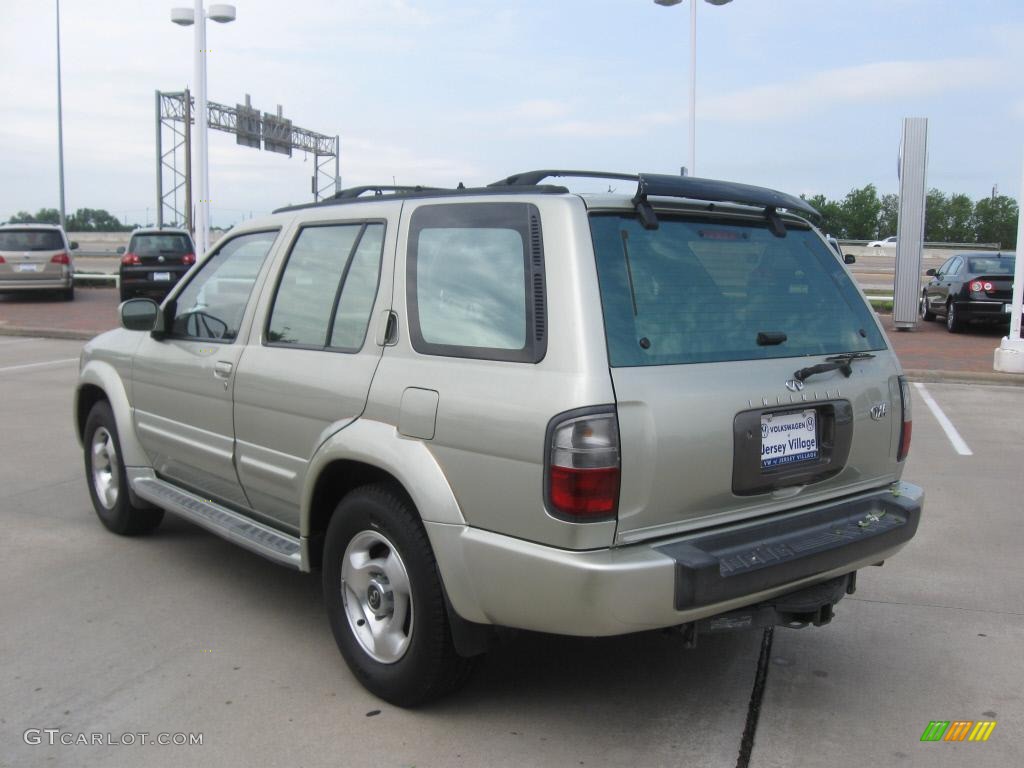 1999 QX4 4x4 - Tuscan Beige Metallic / Beige photo #28