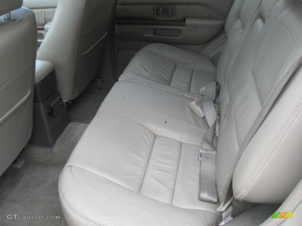 1999 QX4 4x4 - Tuscan Beige Metallic / Beige photo #31