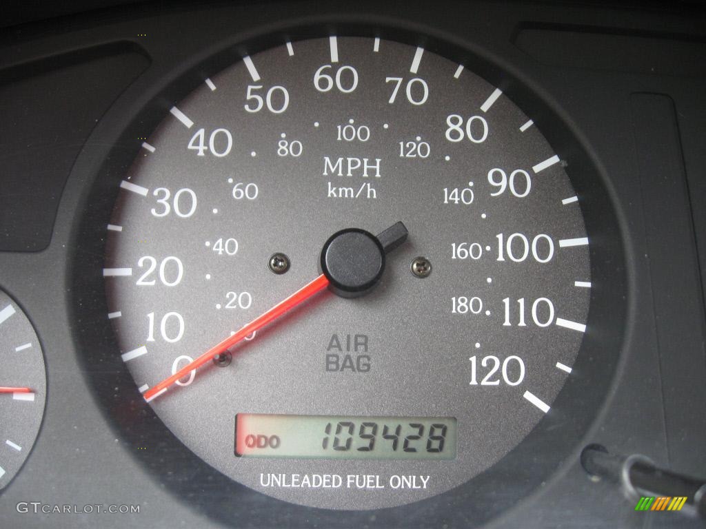 1999 QX4 4x4 - Tuscan Beige Metallic / Beige photo #36