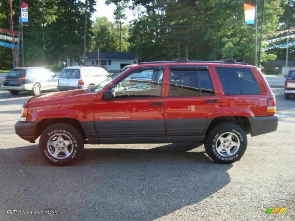 1996 Grand Cherokee Laredo 4x4 - Flame Red / Agate photo #5