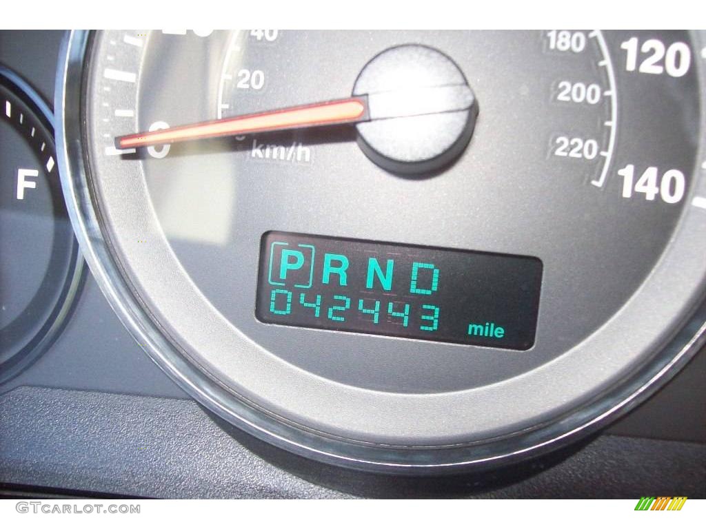 2005 Grand Cherokee Laredo 4x4 - Brilliant Black Crystal Pearl / Medium Slate Gray photo #4