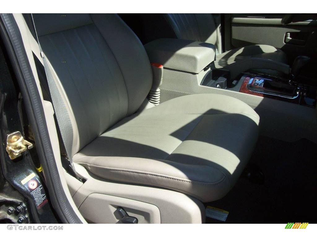 2005 Grand Cherokee Laredo 4x4 - Brilliant Black Crystal Pearl / Medium Slate Gray photo #15