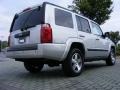 Bright Silver Metallic - Commander Sport Photo No. 5