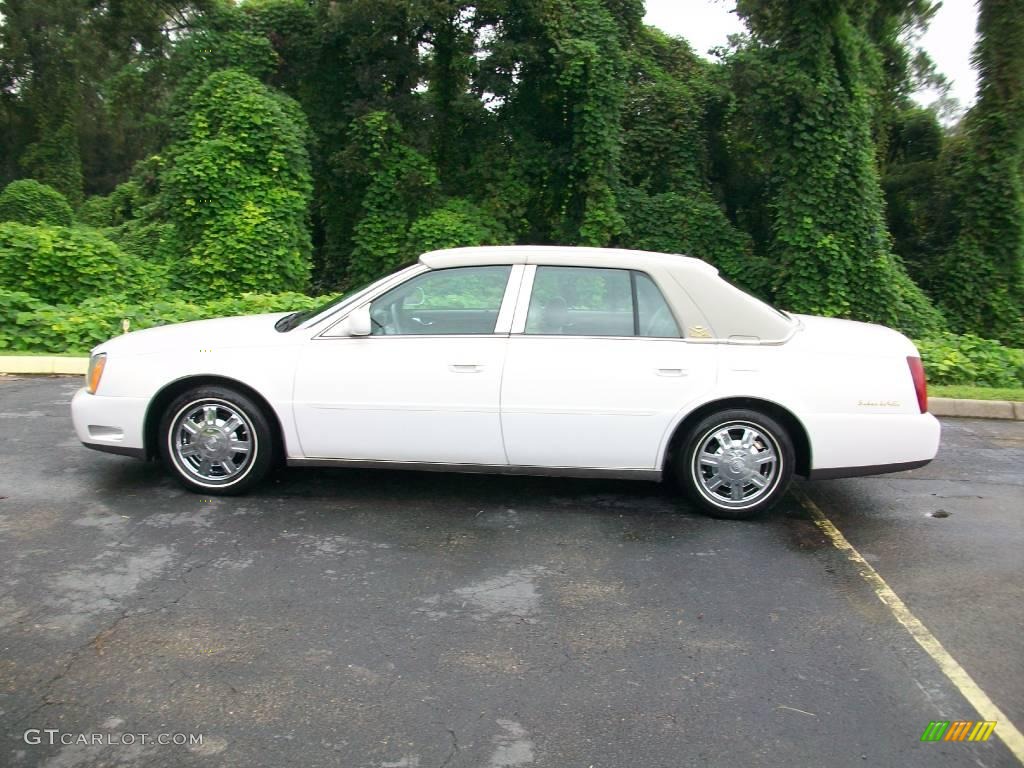 2005 DeVille Sedan - Cotillion White / Shale photo #6