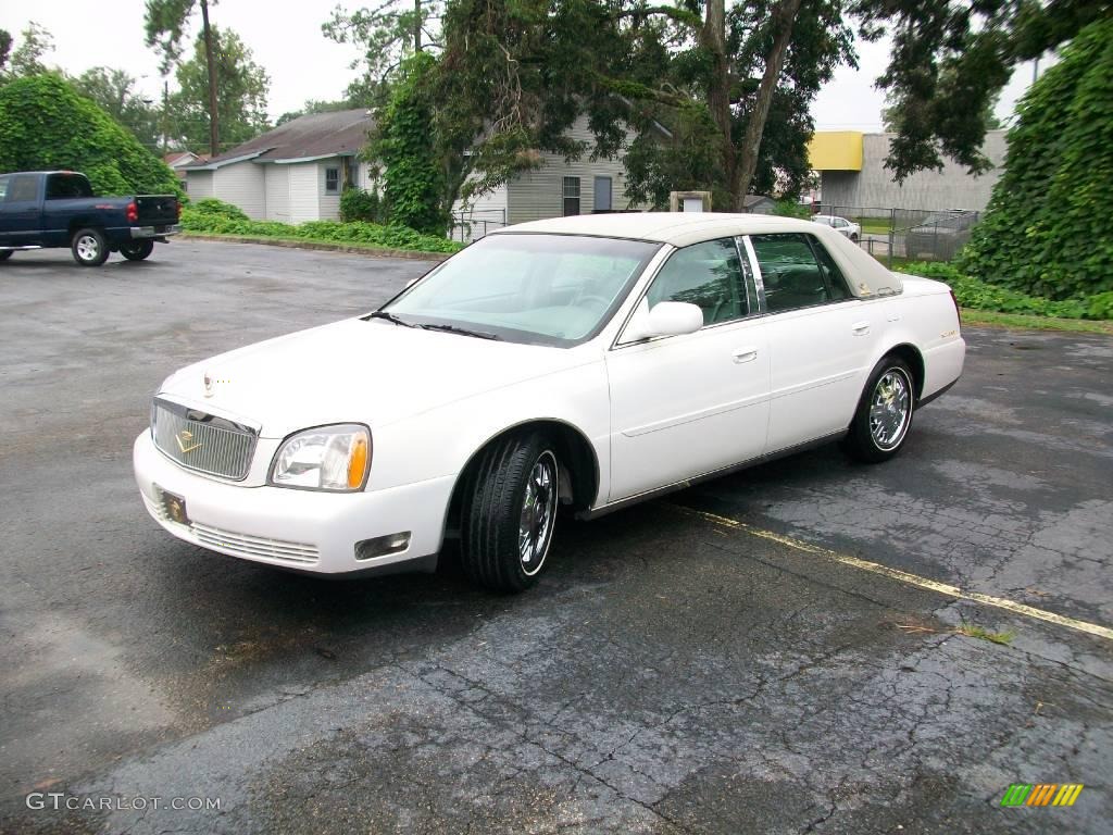 2005 DeVille Sedan - Cotillion White / Shale photo #7