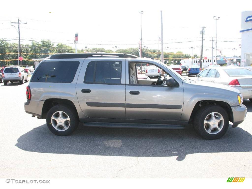 2005 TrailBlazer EXT LS 4x4 - Graystone Metallic / Light Gray photo #4