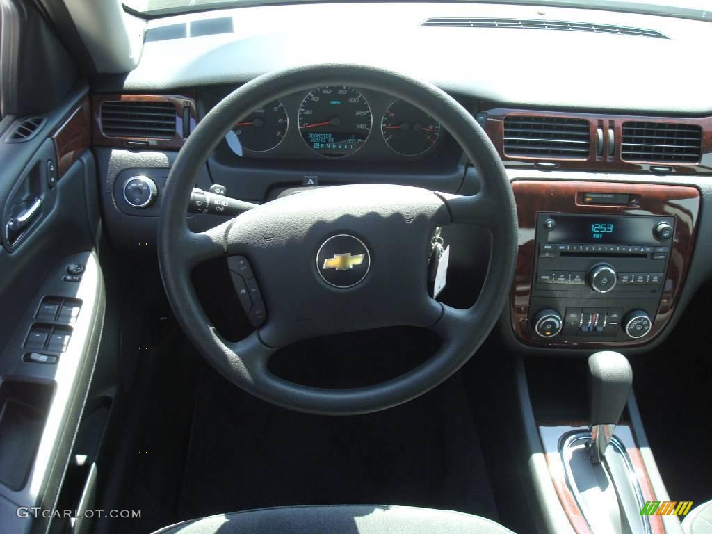 2009 Impala LT - Silver Ice Metallic / Ebony photo #30