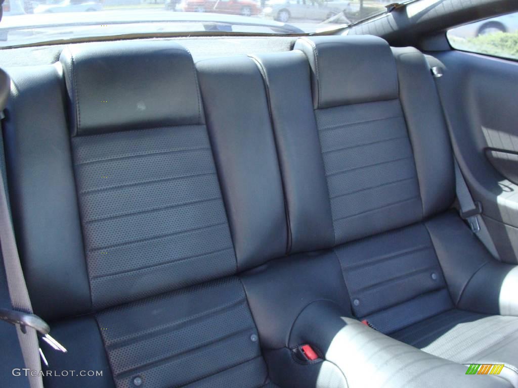 2006 Mustang GT Premium Coupe - Tungsten Grey Metallic / Dark Charcoal photo #16