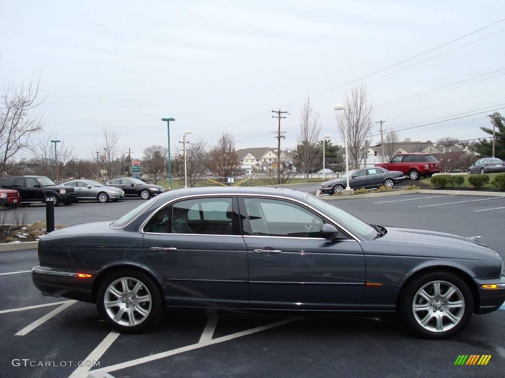 2004 XJ XJ8 - Dark Blue Grey Pearl Metallic / Charcoal photo #6