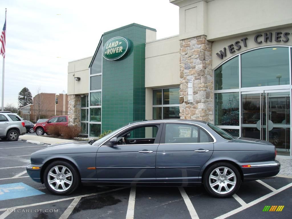 2004 XJ XJ8 - Dark Blue Grey Pearl Metallic / Charcoal photo #10
