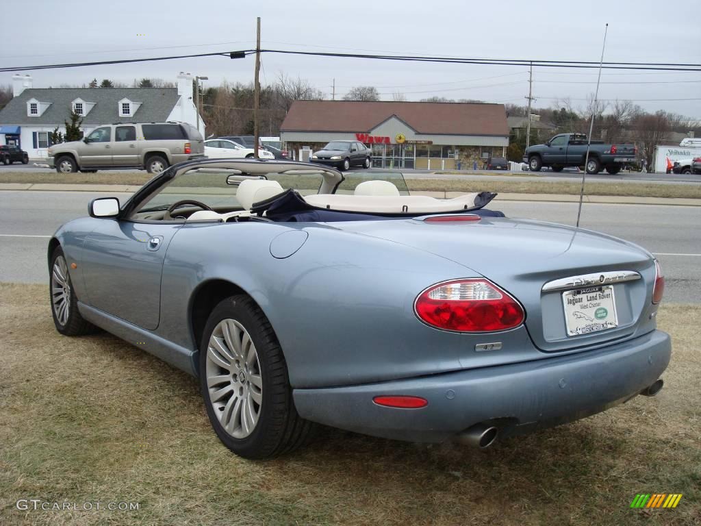 2006 XK XK8 Convertible - Frost Blue Metallic / Ivory photo #8