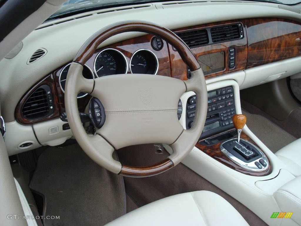 2006 XK XK8 Convertible - Frost Blue Metallic / Ivory photo #10