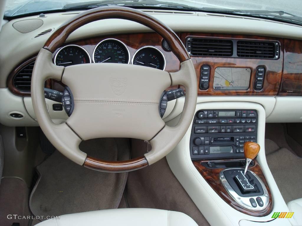 2006 XK XK8 Convertible - Frost Blue Metallic / Ivory photo #20