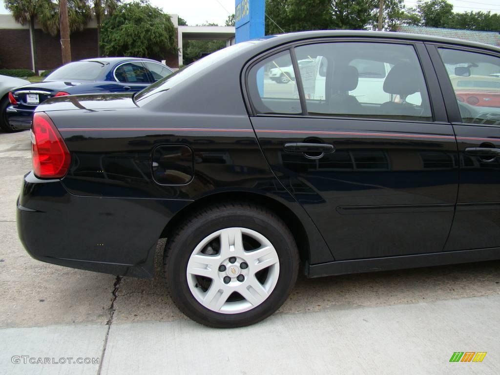 2007 Malibu LT Sedan - Black / Ebony Black photo #25