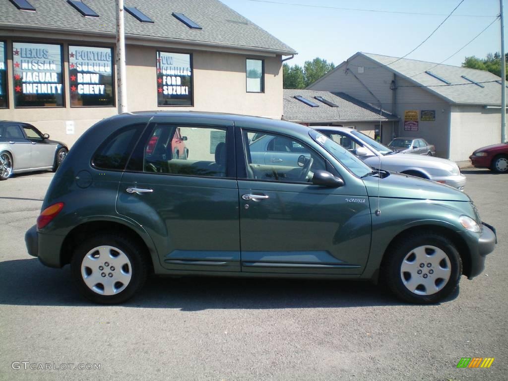 2003 PT Cruiser  - Onyx Green Pearl / Dark Slate Gray photo #10