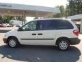 2005 Stone White Dodge Caravan SE  photo #4