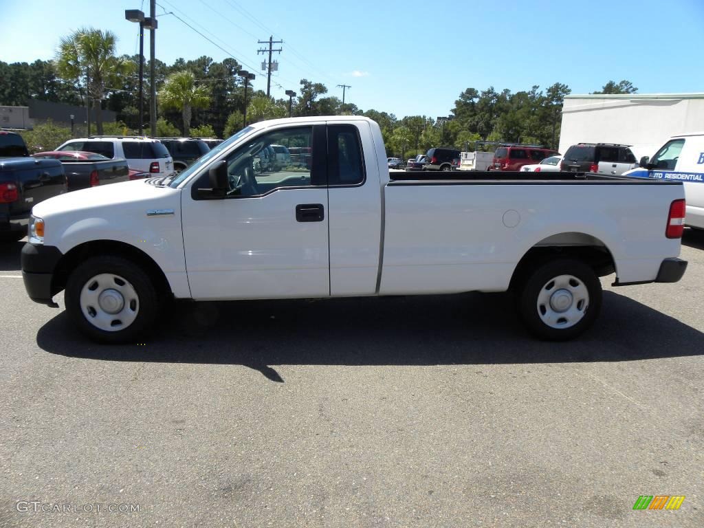 2005 F150 XL Regular Cab - Oxford White / Medium Flint Grey photo #2