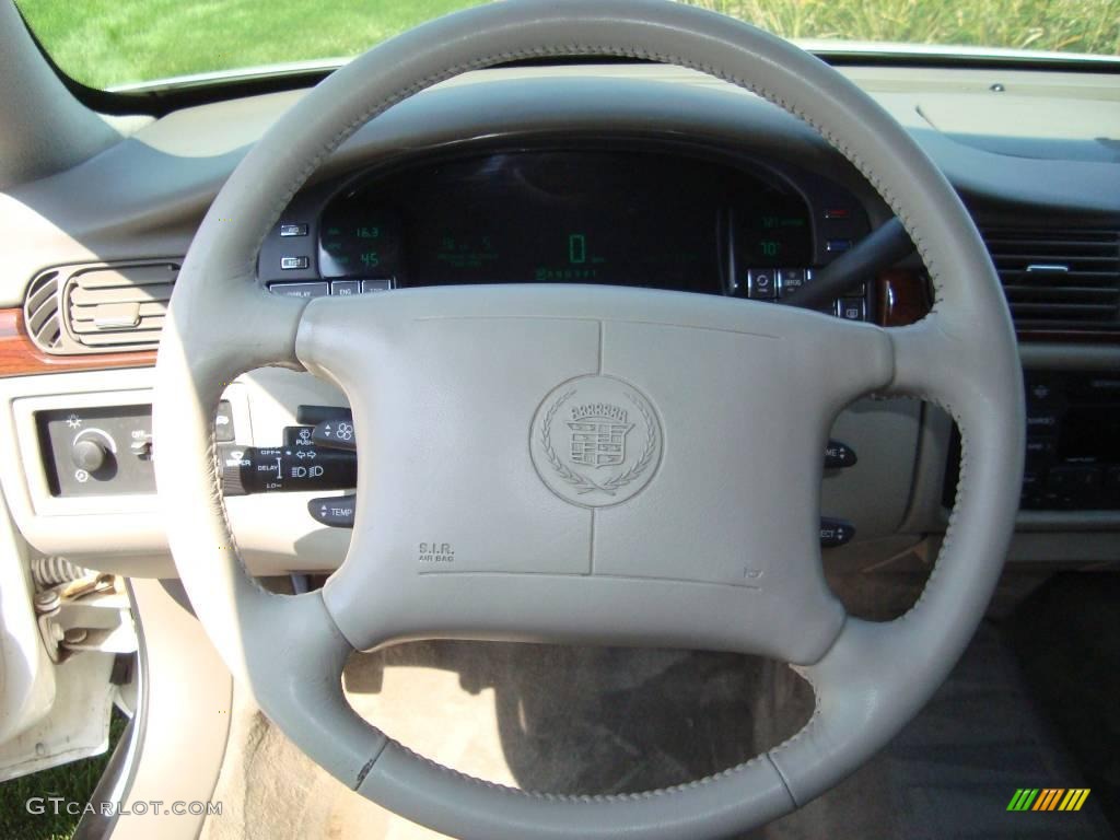 1999 DeVille Sedan - Cotillion White / Neutral Shale photo #15