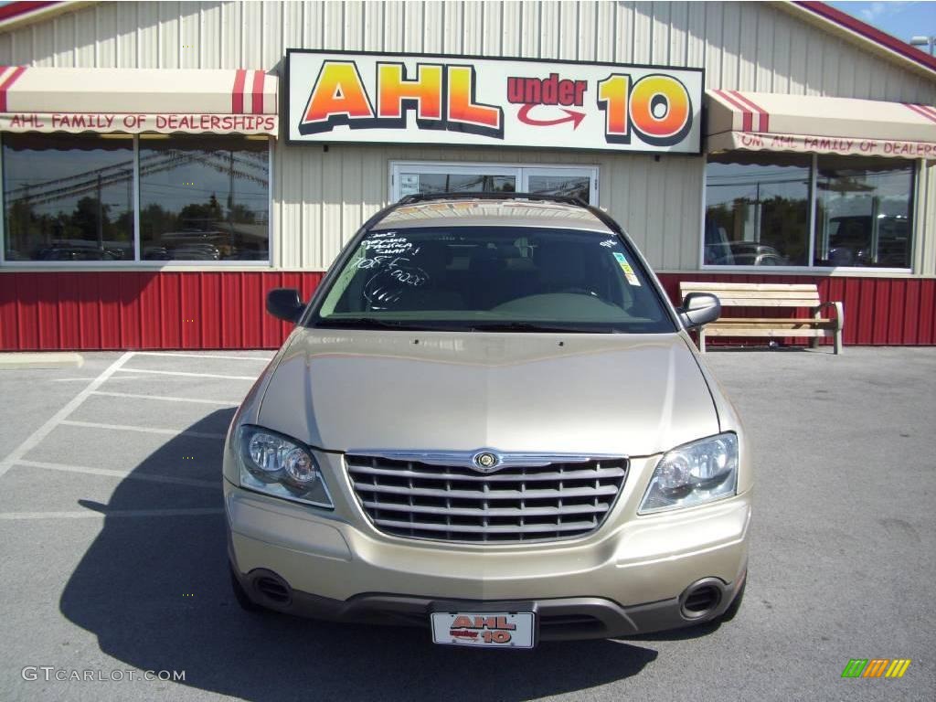 2005 Pacifica  - Linen Gold Metallic Pearl / Light Taupe photo #9