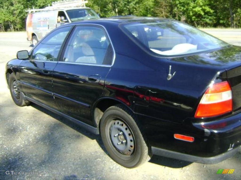 1995 Accord EX Sedan - Granada Black Pearl / Gray photo #1