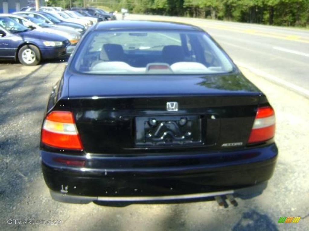 1995 Accord EX Sedan - Granada Black Pearl / Gray photo #3
