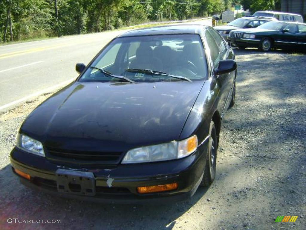 1995 Accord EX Sedan - Granada Black Pearl / Gray photo #18