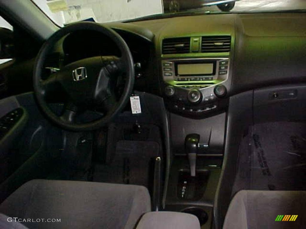 2006 Accord LX Sedan - Royal Blue Pearl / Gray photo #15