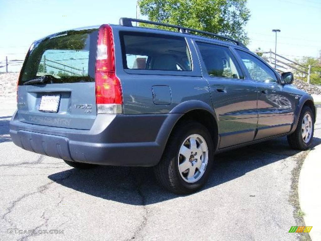 2002 V70 2.4T XC AWD Wagon - Platinum Green Metallic / Taupe/Light Taupe photo #5