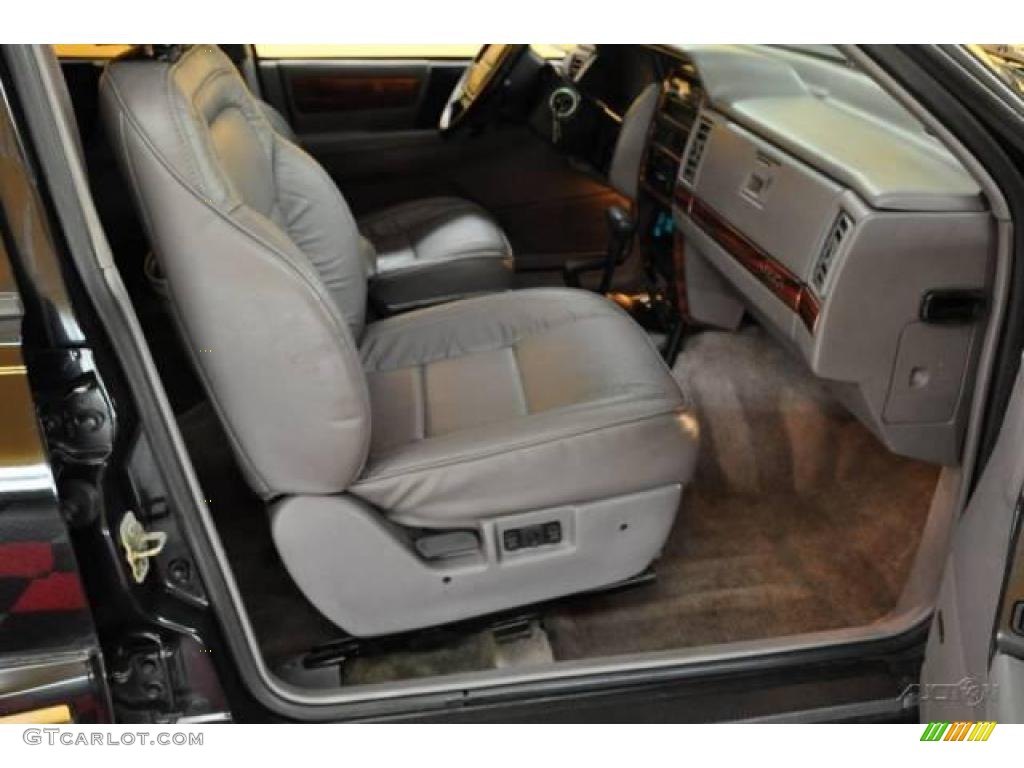 1994 Grand Cherokee Limited 4x4 - Black / Gray photo #16