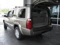 2006 Light Khaki Metallic Jeep Commander   photo #9