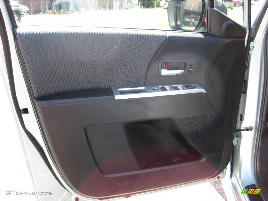 2006 MAZDA5 Sport - Stellar Silver Mica / Black photo #15