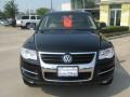 Black Uni - Touareg 2 VR6 Photo No. 4
