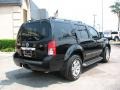 Super Black - Pathfinder LE 4x4 Photo No. 6