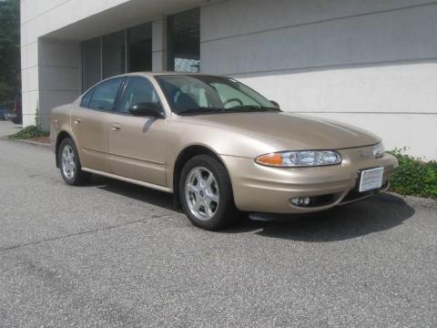 2002 Oldsmobile Alero GLS Sedan Data, Info and Specs