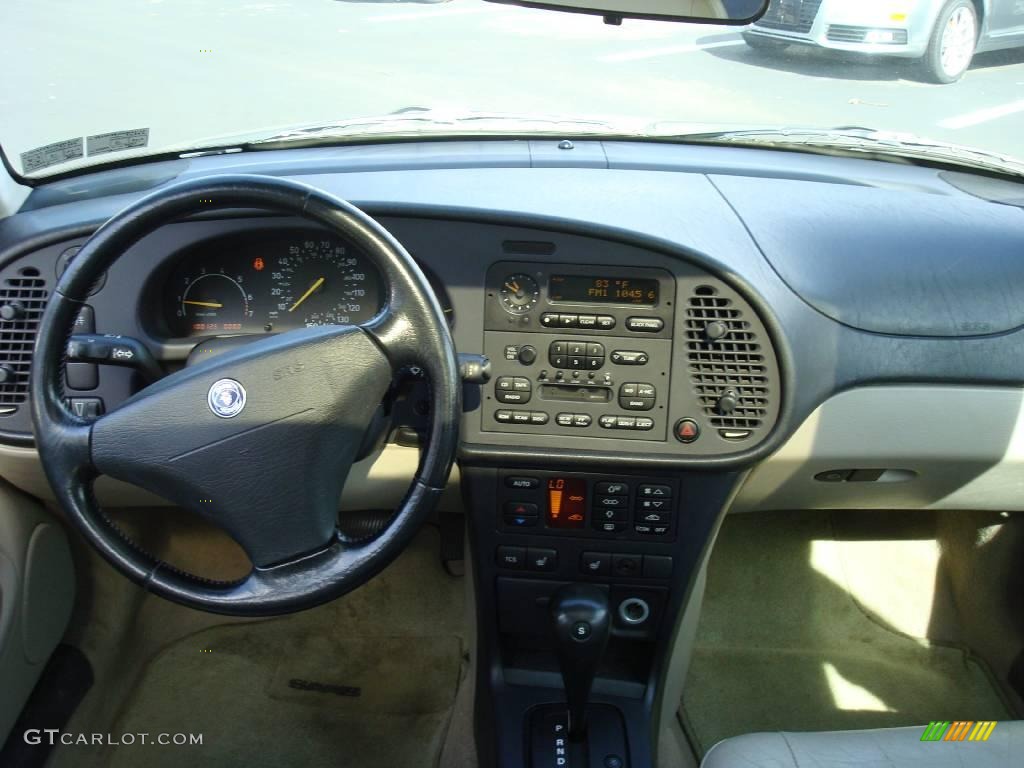 1995 900 SE V6 Sedan - Citrin Beige Metallic / Taupe photo #33