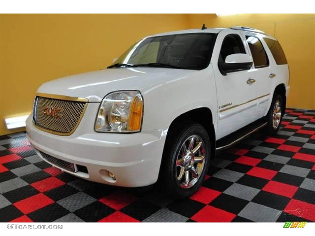 2007 Yukon Denali AWD - Summit White / Ebony Black photo #3