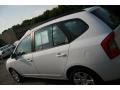 Clear White - Rondo LX V6 Photo No. 4