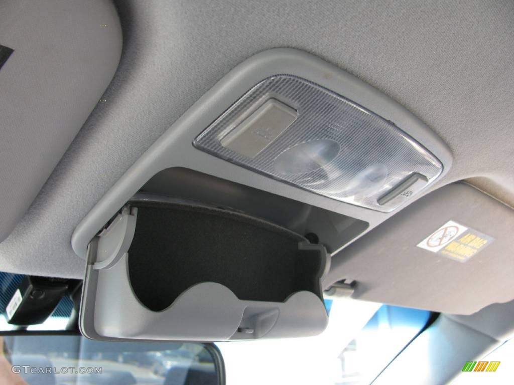 2006 Elantra GLS Sedan - Sterling Silver / Gray photo #12