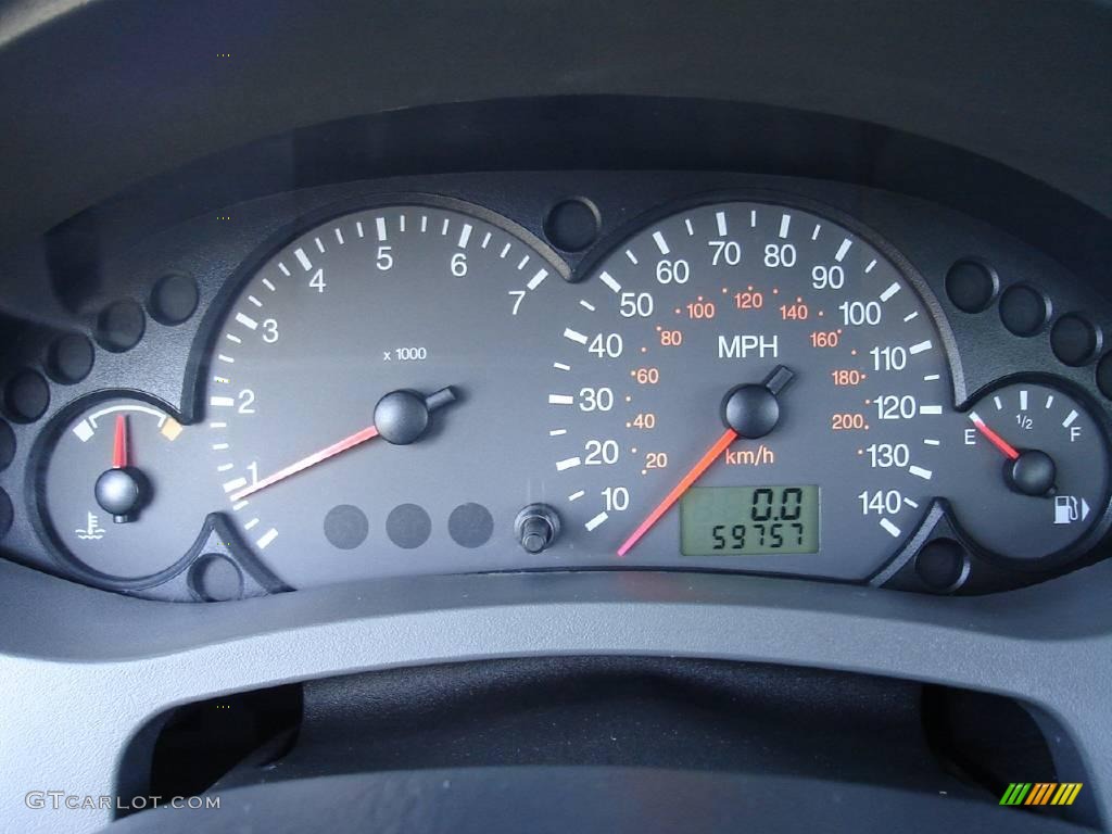 2005 Focus ZX4 SE Sedan - Sonic Blue Metallic / Dark Flint/Light Flint photo #23