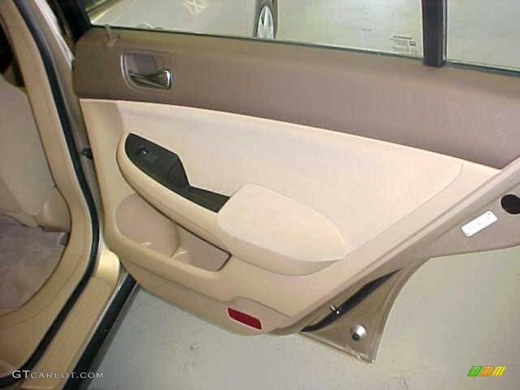 2006 Accord LX Sedan - Desert Mist Metallic / Ivory photo #13