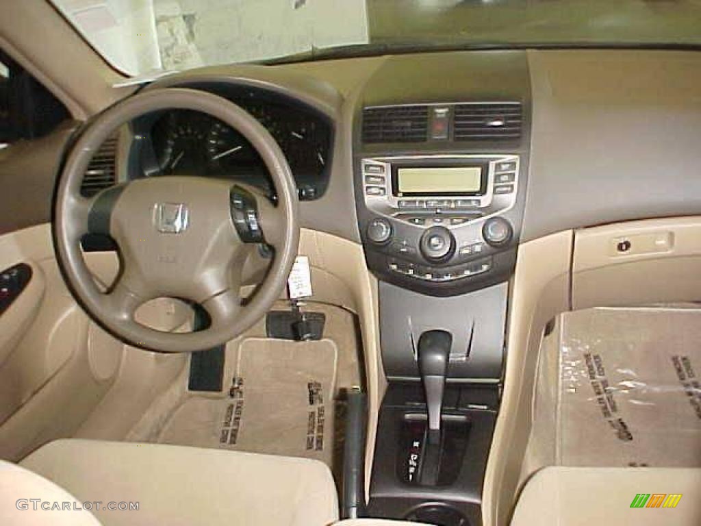 2006 Accord LX Sedan - Desert Mist Metallic / Ivory photo #17