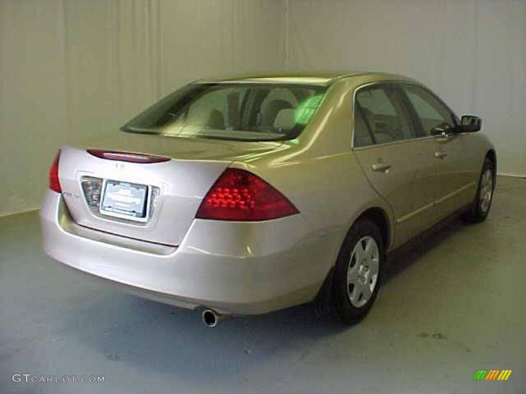 2006 Accord LX Sedan - Desert Mist Metallic / Ivory photo #26